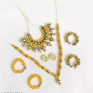 Voguish Puja Jewelry Set